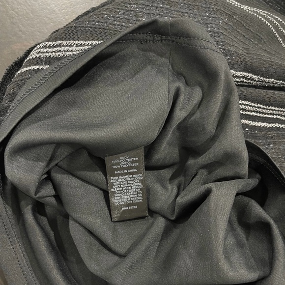 NWT Express Women’s Sequins Mini Skirt Sz 6 - Picture 4 of 6